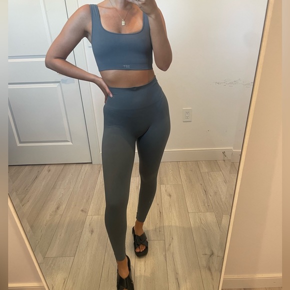 Set Active Sculpt Flex Matching Two Piece - Picture 5 of 16